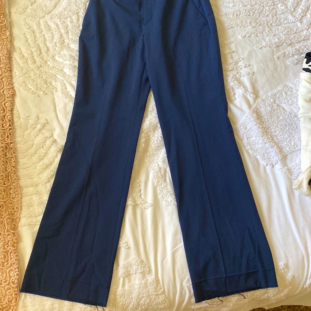 Banana Republic Logan trouser pants.